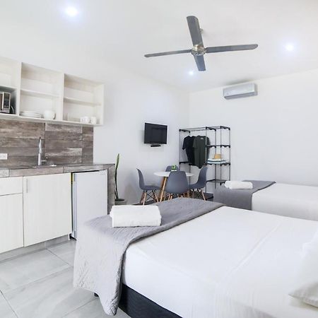 Almond Suites 신데 델 카르멘 외부 사진