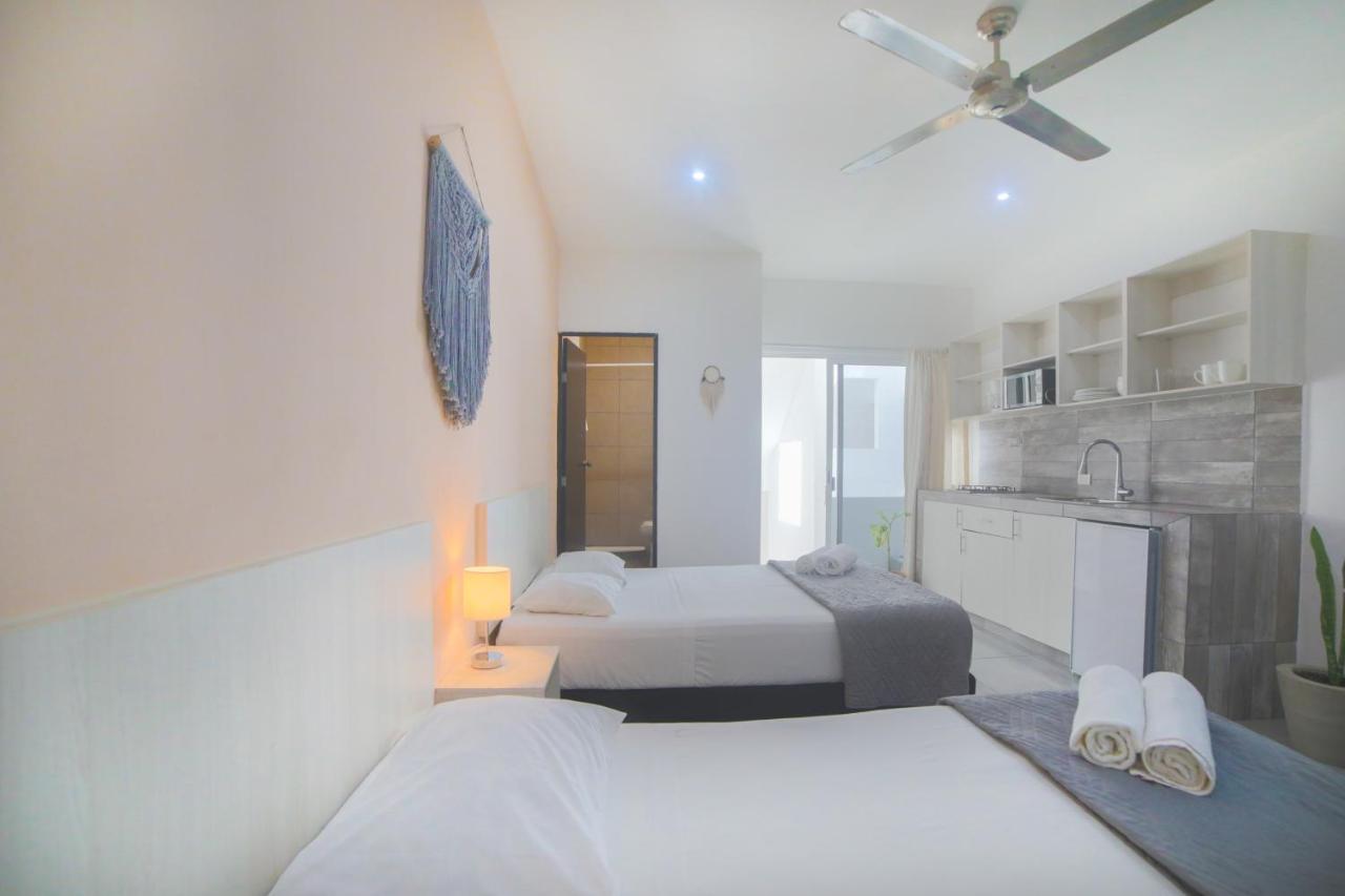 Almond Suites 신데 델 카르멘 외부 사진