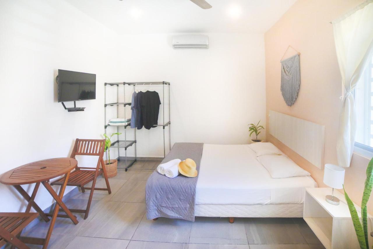 Almond Suites 신데 델 카르멘 외부 사진